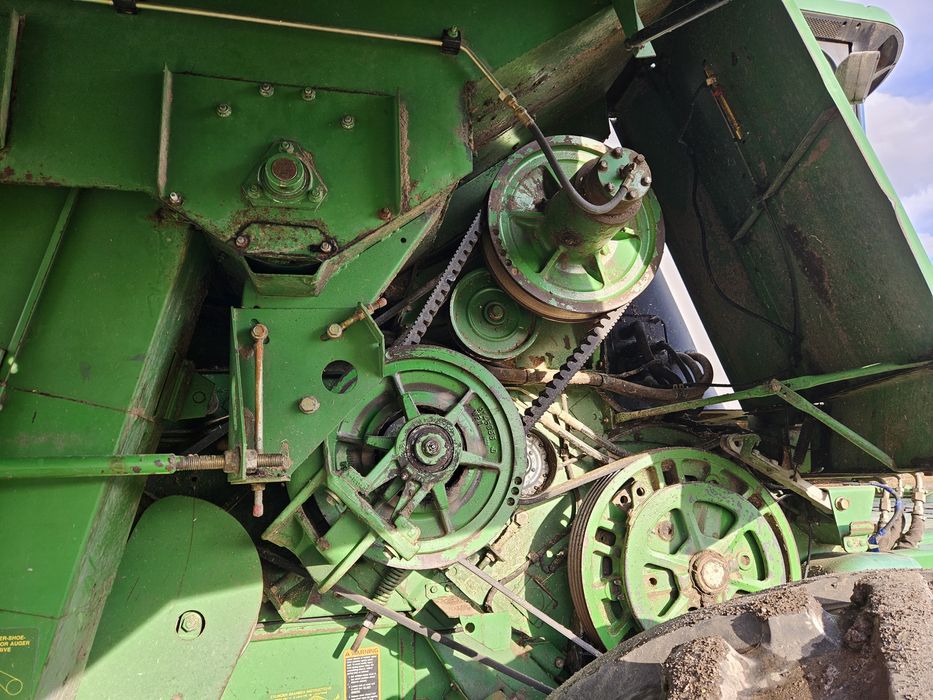 Продам John Deere 9600