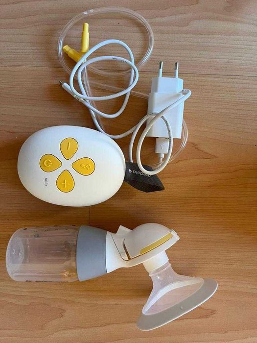Bomba elétrica extratora de leite Medela Solo (seminova)