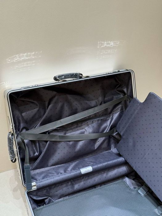 Чемодан Rimowa 925 series максимальна якість виконання валіза не ручна