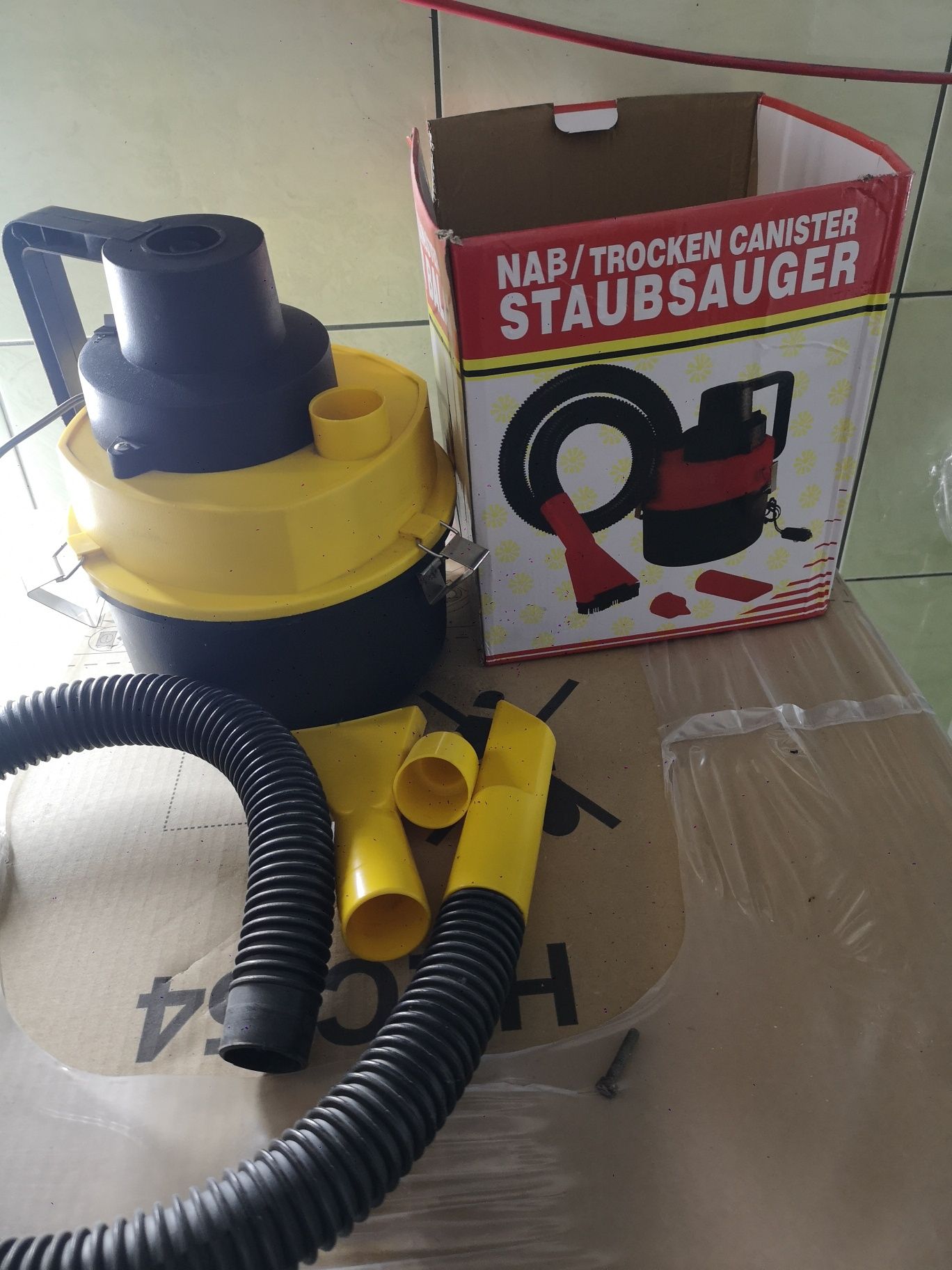 Odkurzacz samochodowy 12v