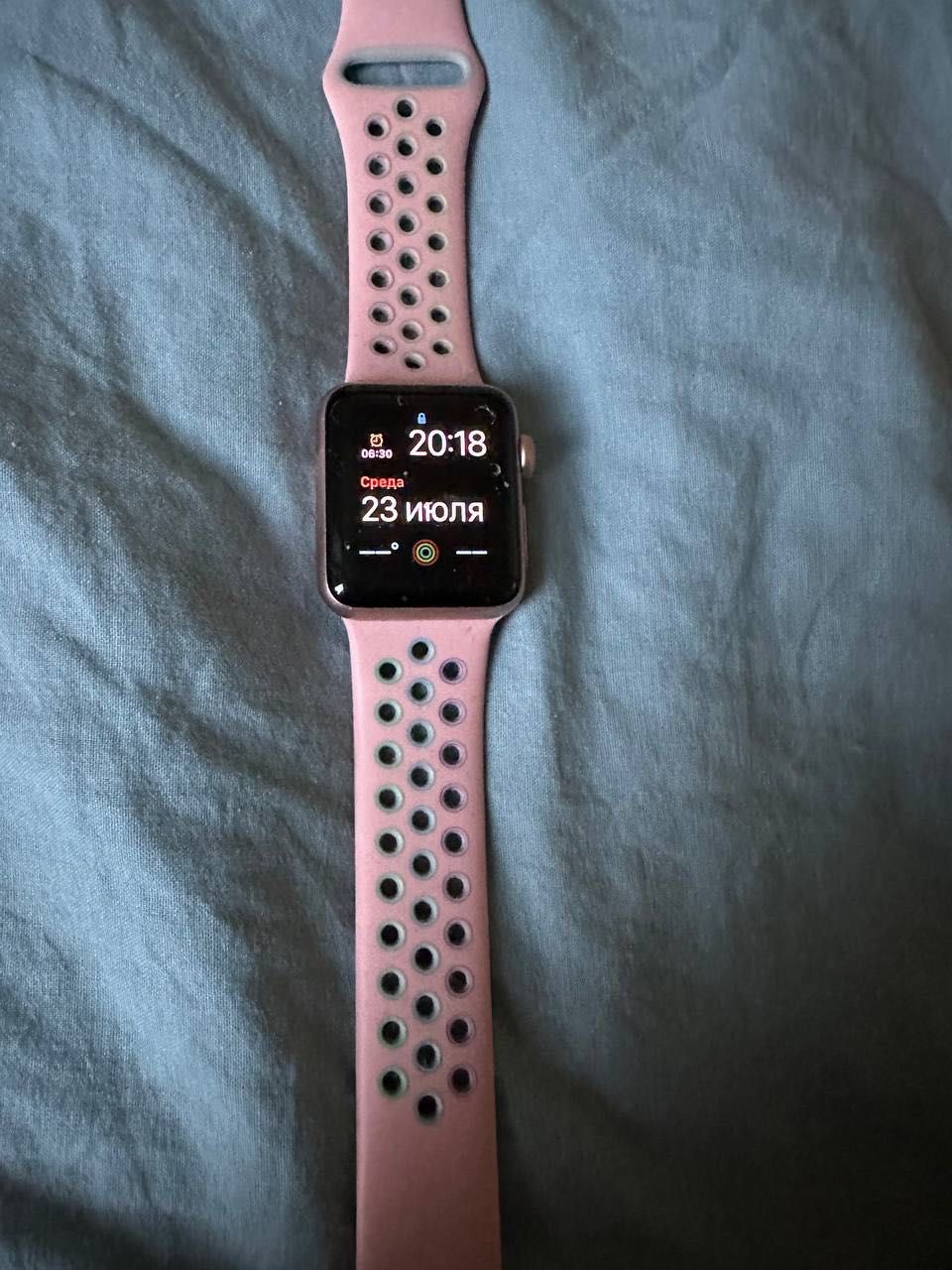 Apple Watch Series 3 38 мм (GPS, A1858),  зарядка + 2 ремінці