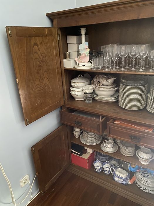 Louceiro antigo em madeira maciça – excelente estado