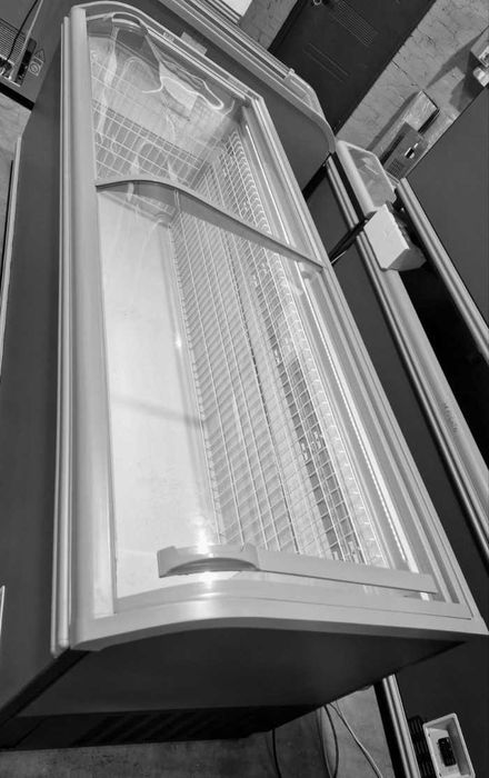 Якісний Морозильний лар бонета AHT Miami 250 AD VS LED Темносірий