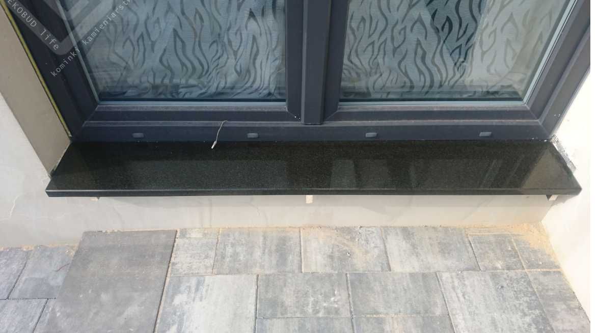 Parapet / parapety z marmuru Breccia