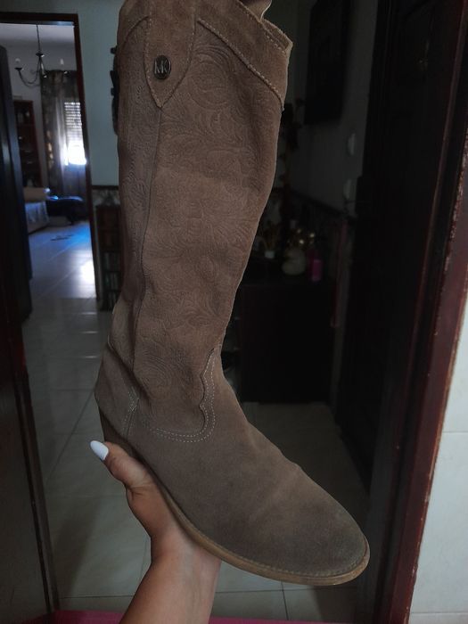 Texanas em pele beges