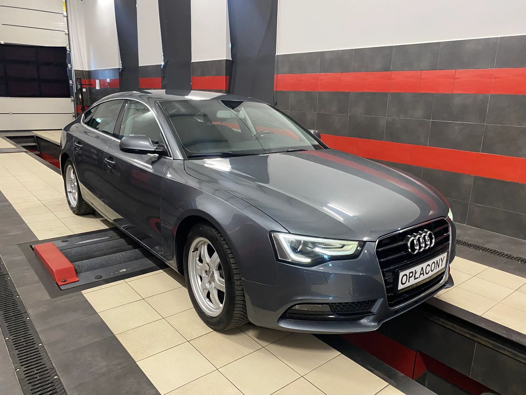 Audi A5 LIFT Ledy Bi-Xenon Automat Czujniki Parkowania