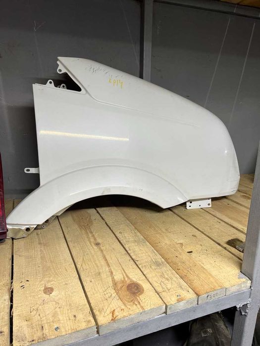 Передні крила VW Crafter 2006-2017 та Mercedes Sprinter 906