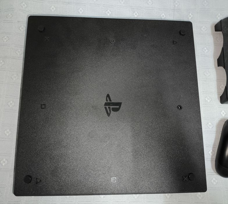 PS4 Pro 1TB SSD – Versão 9.00 Desbloqueada + Extras