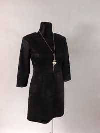 Czarna rozkloszowana sukienka M