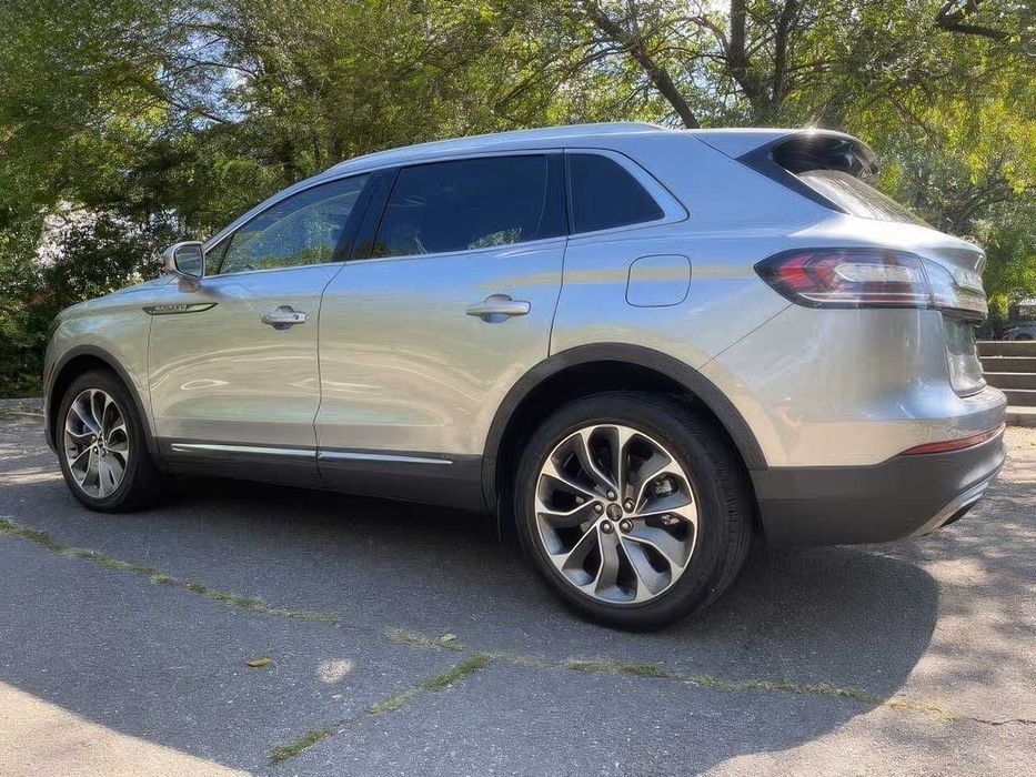 Lincoln Nautilus Reserve      2022