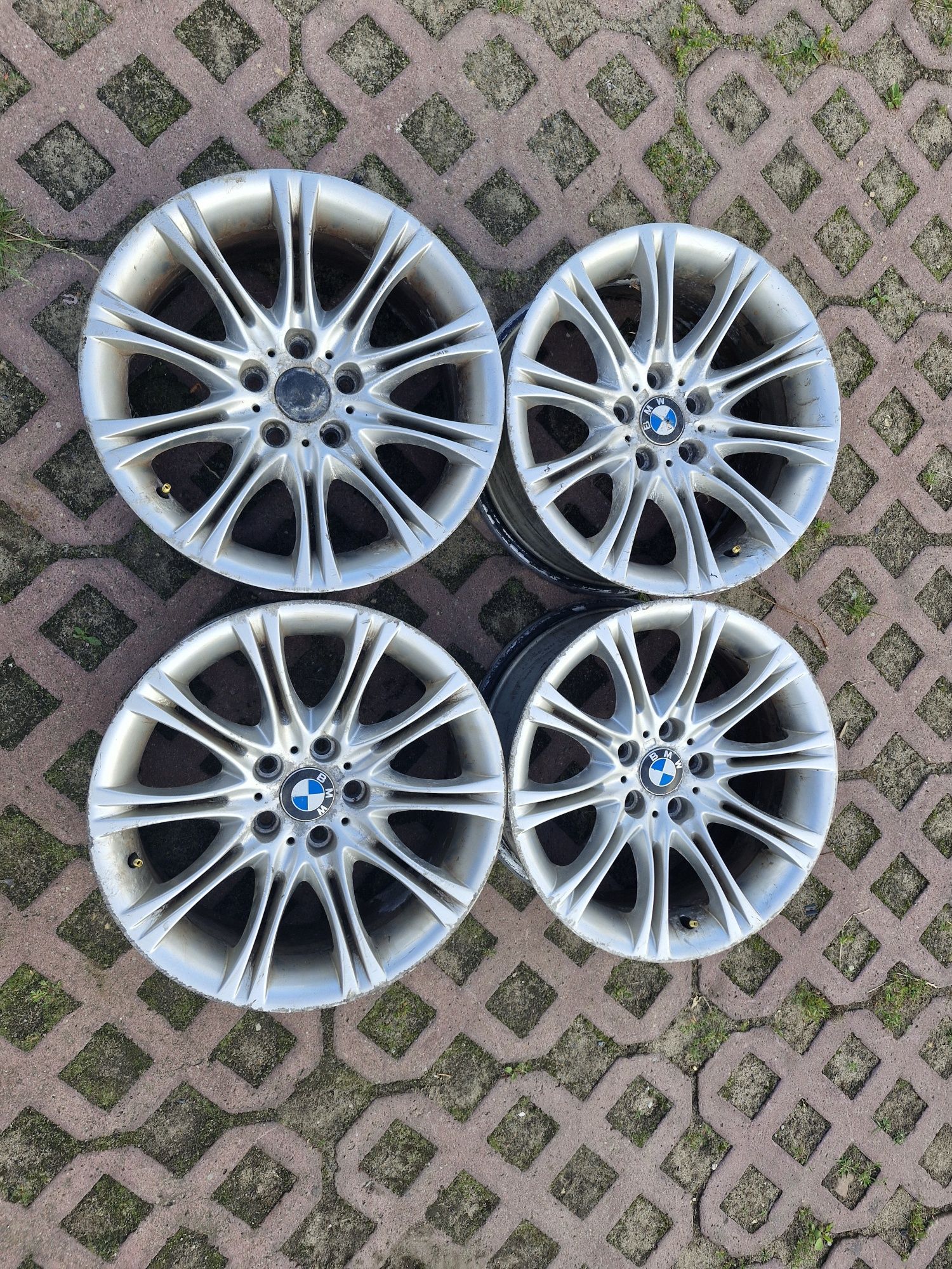 Bmw e60 2009r styling 135 et20 8j alufelgi