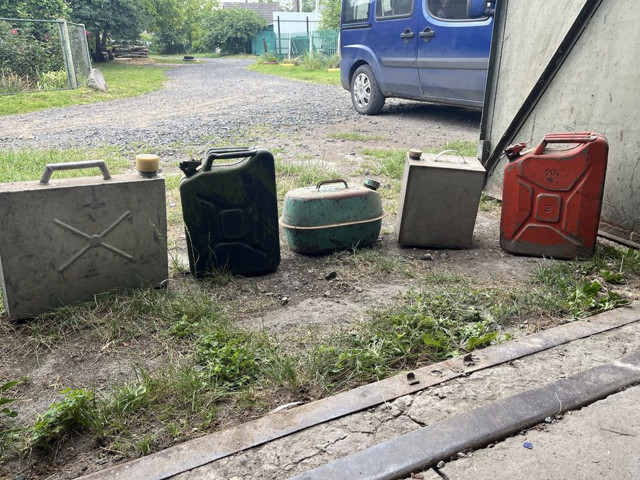 Каністри металеві