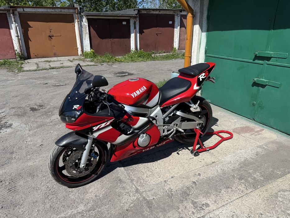 Yamaha R6 rj03 2001r