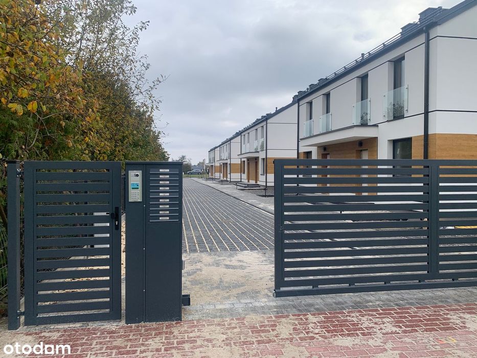 *Bliźniak z ogródkiem*5 pokoi*świetna lokalizacja*tramwaj*BEZCZYNSZOWE