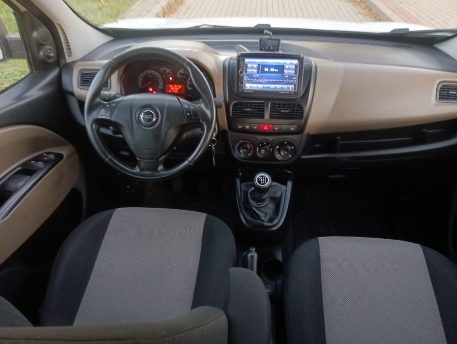 Opel Combo, Model 2017r 1.6 Jtd Serwis ,Stan bardzo dobry _