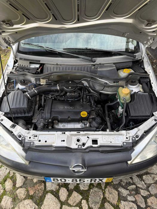 Vendo Opel Corsa em ótimo estado