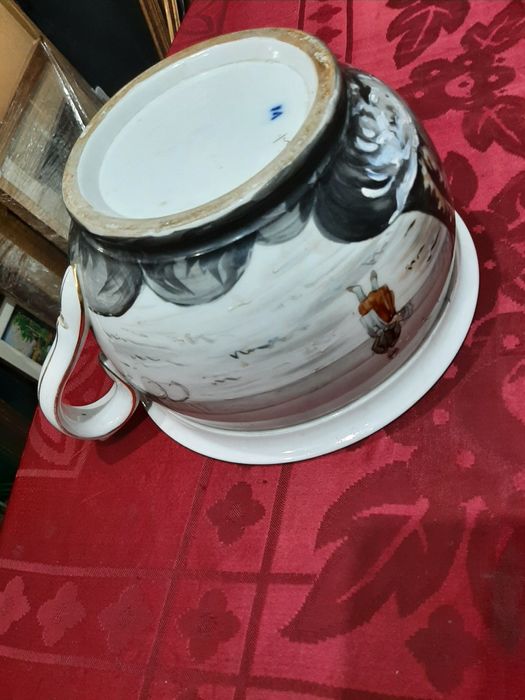 Bacio/Penico em faiança séc XIX Vista Alegre