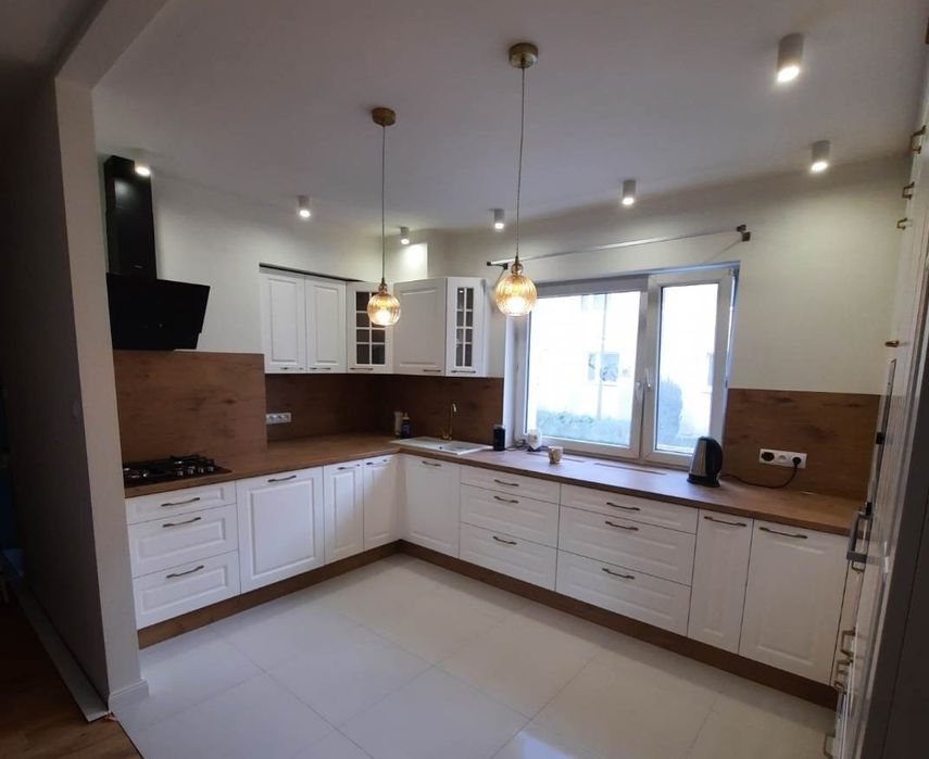 Meble na wymiar zamówienie kuchnie szafy garderoby meble biurowe