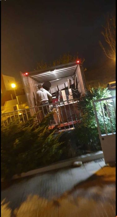 Mudanças/Transportes/Entregas por todo o país