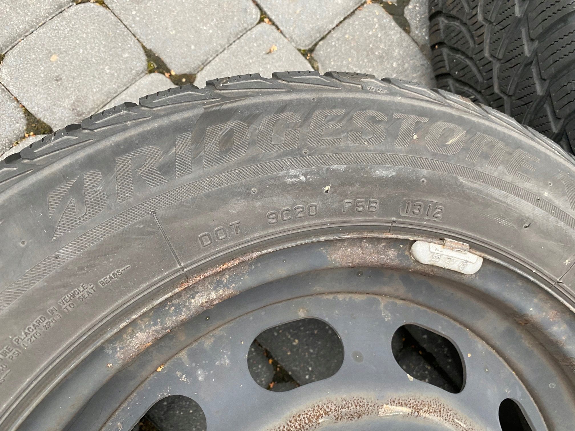 Opony Bridgestone Blizzak LM-32 - 205/60/16