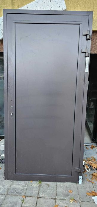 Drzwi aluminiowe - panelowe DoorTherm 86 Wiśniowski - z ekspozycji
