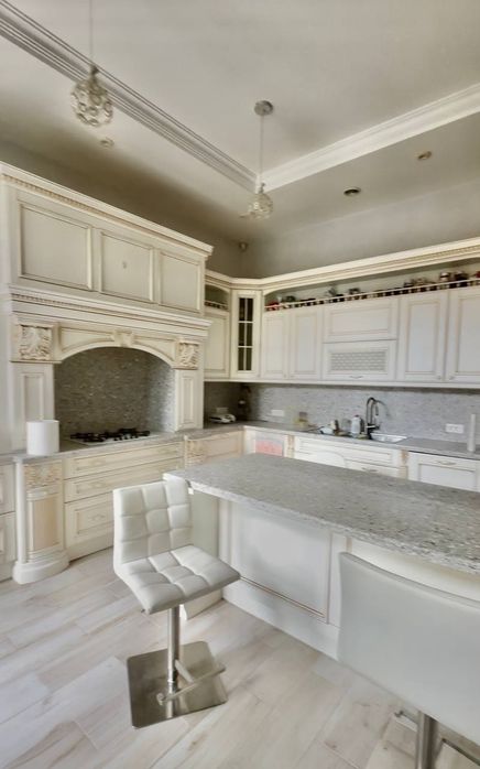 Оренда здам гарний будинок  бассейн  два гаража