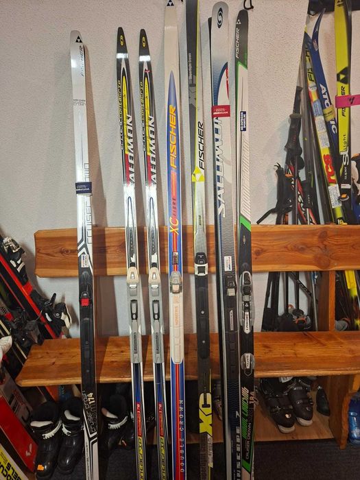 Narty i buty biegowe różne rozmiary