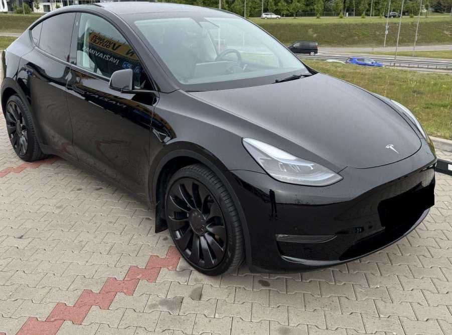 Tesla Model Y, 82 кВт, 2023