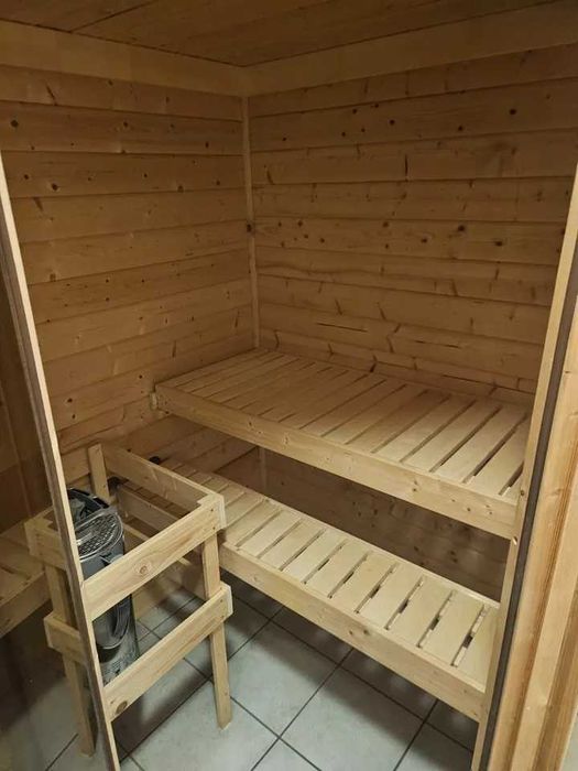 Sauna fińska sucha 220v 230v NAROŻNA zewnetrzna z drewna drewniana