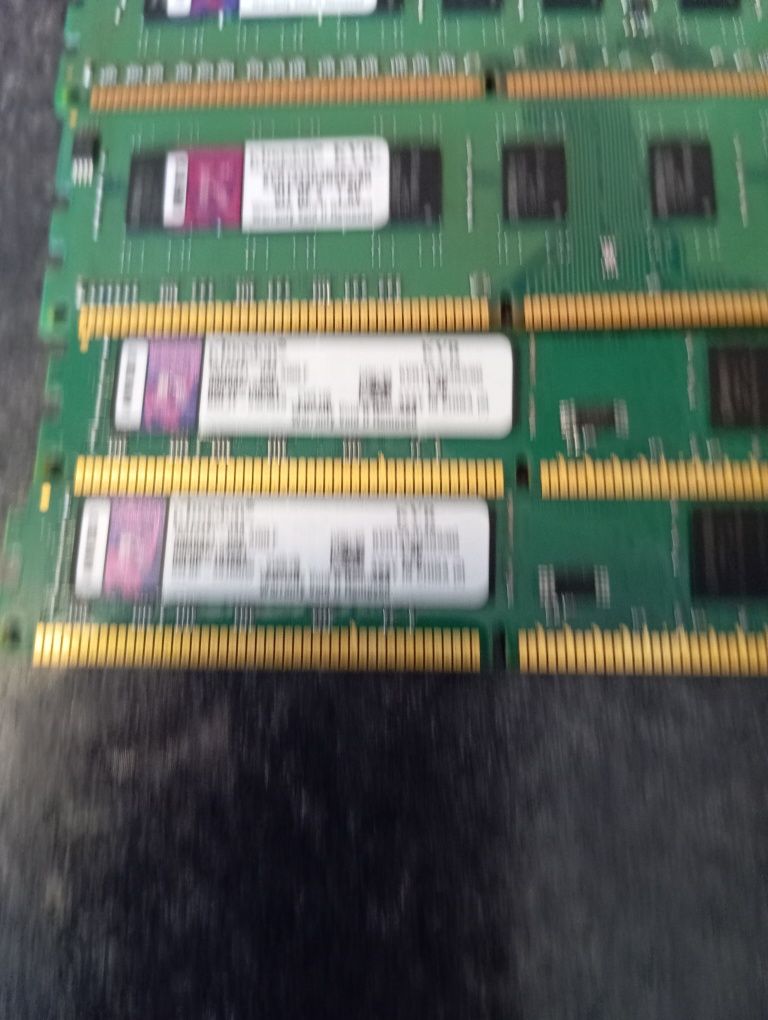 DDR 3 pamięci ram 36 giga  razem w 6 kosciach