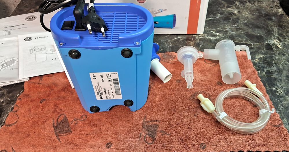 Продам ингаляционный прибор Pari Compact 052