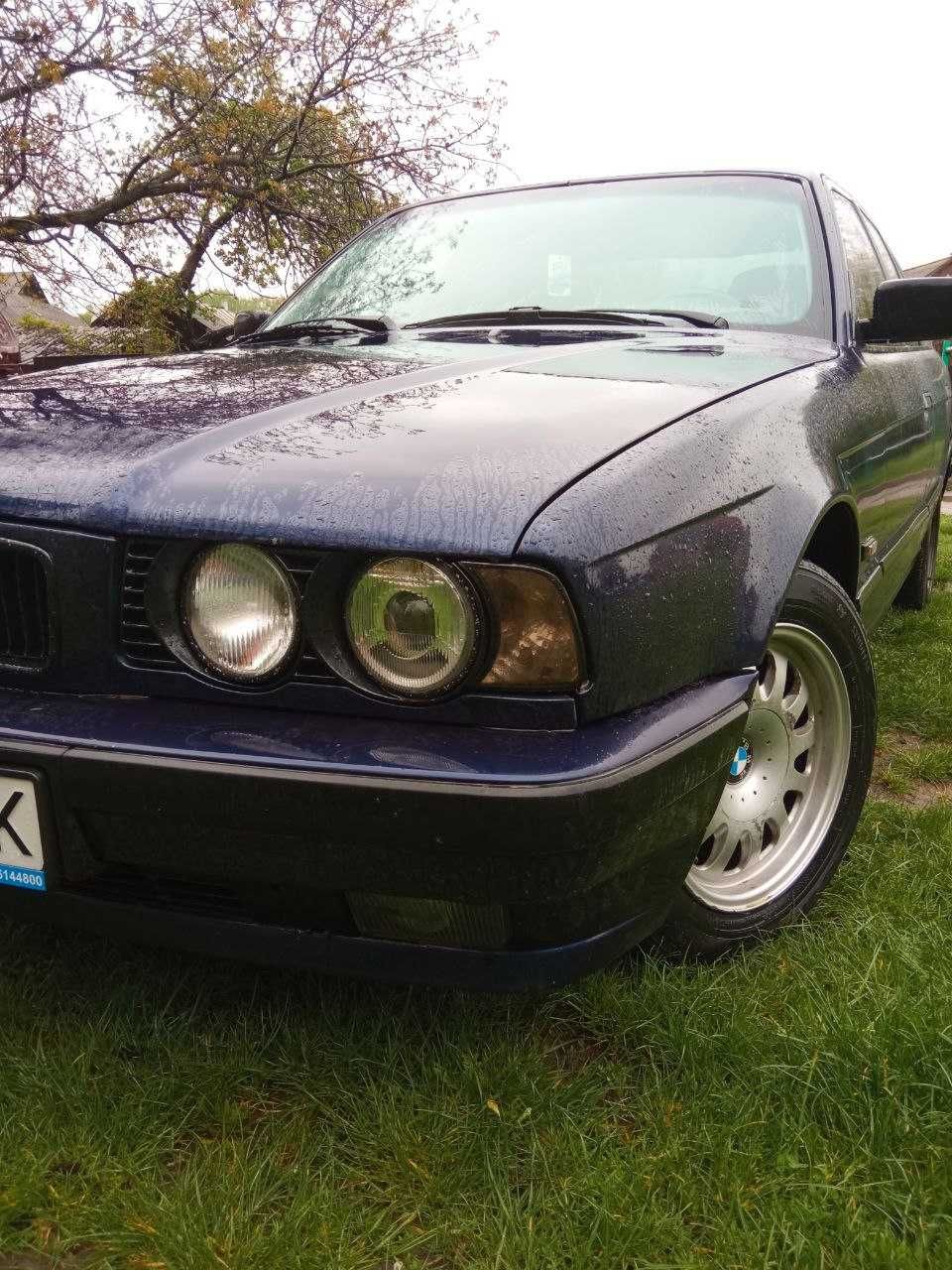 Продам BMW 5 series