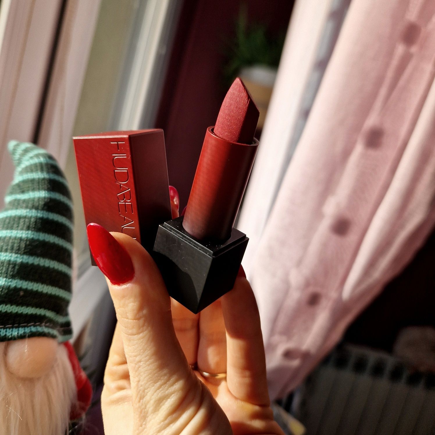 HUDA BEAUTY Power Bullet Matte Lipstick Promotion Day pomadka szminka