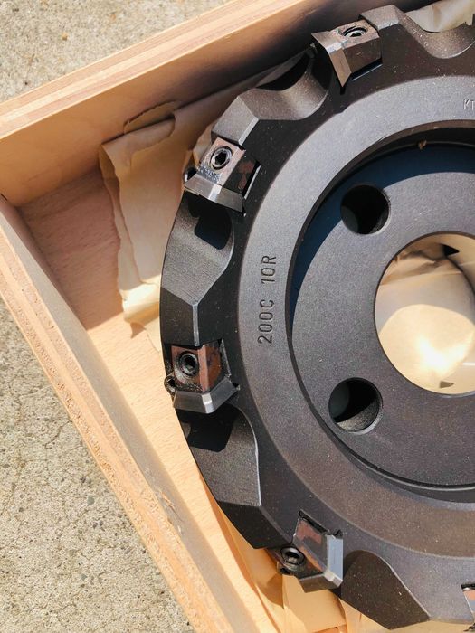 głowica frezerska, frezarska fi 200 nowa PRAMET z płytkami