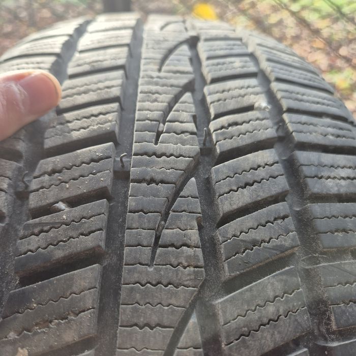 Резина зимняя 205.50.17