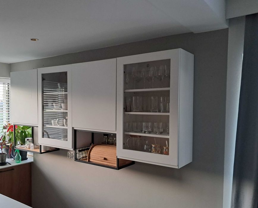 Szafki kuchenne górne - biało czarne