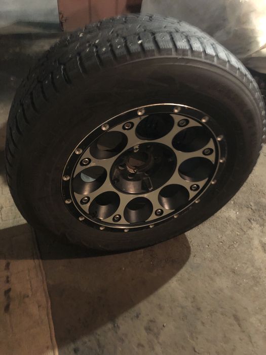 nokian nordman 7 suv 265 60 r18 + диски