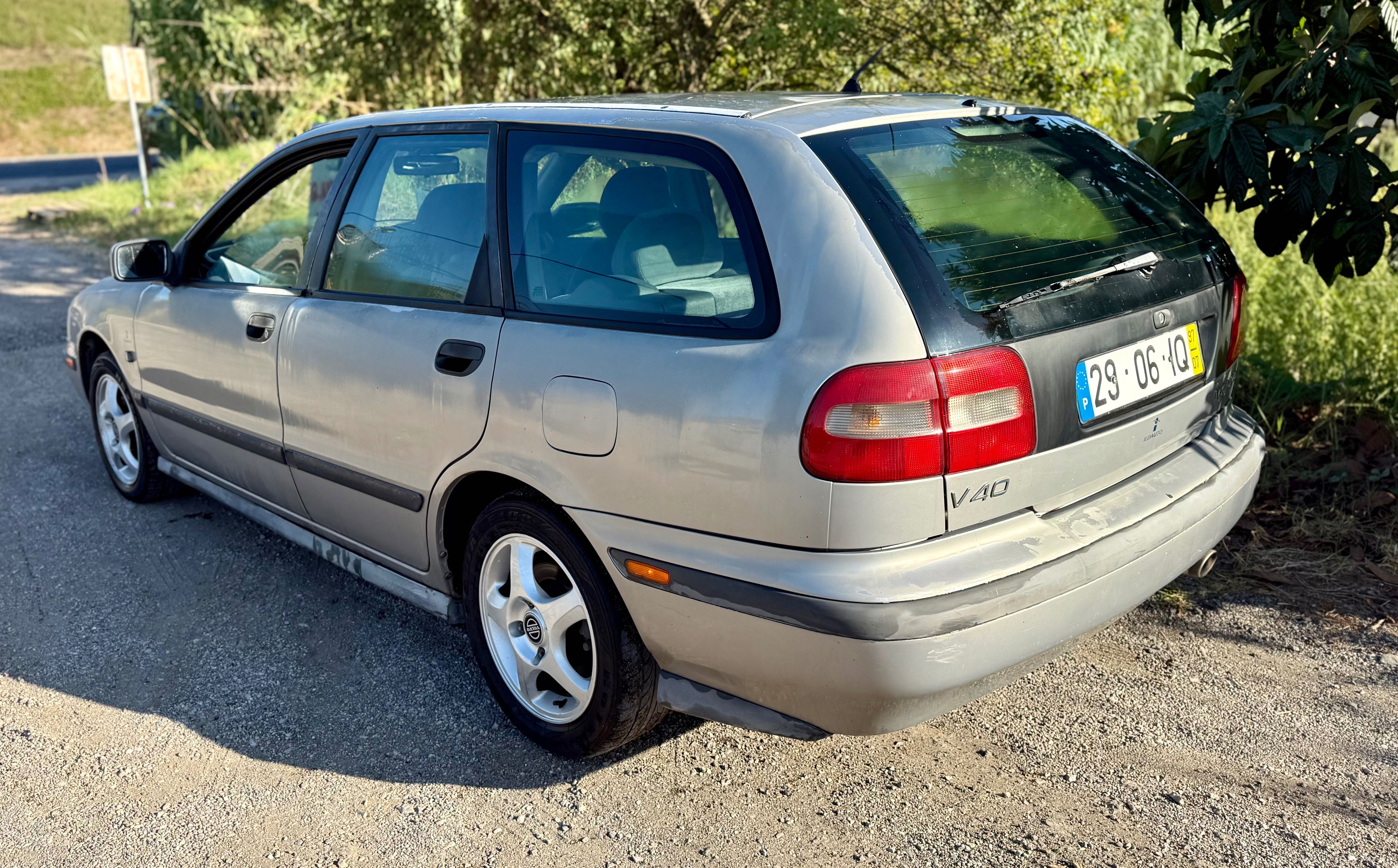 Volvo v40 stacion