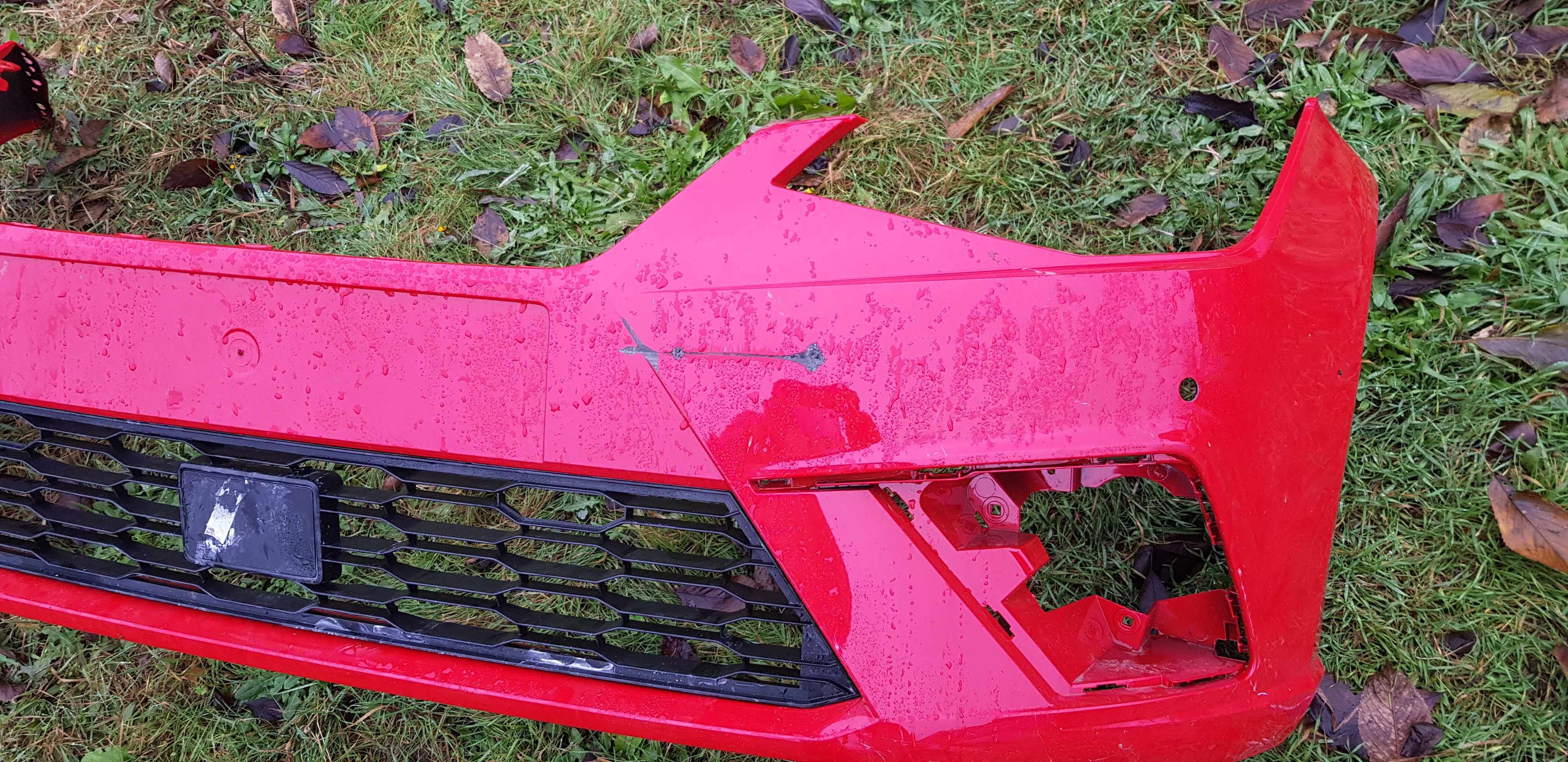 zderzak przód Seat Ibiza 5 V 6F0 FR 17-
