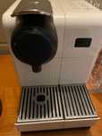 Máquina café Nespresso ou troco por gênios s touch