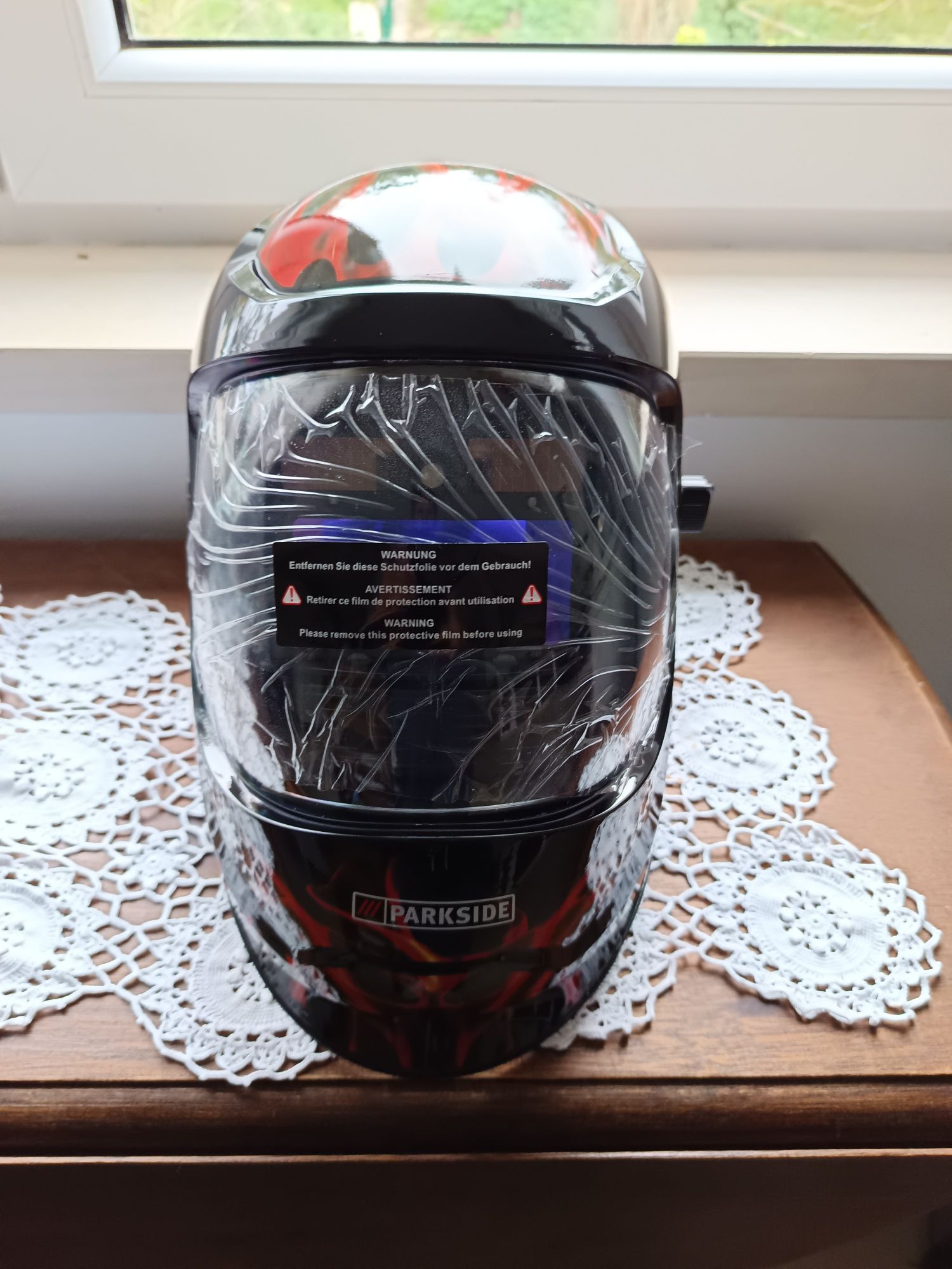 Capacete / máscara de soldar. Novo, nunca foi usado.