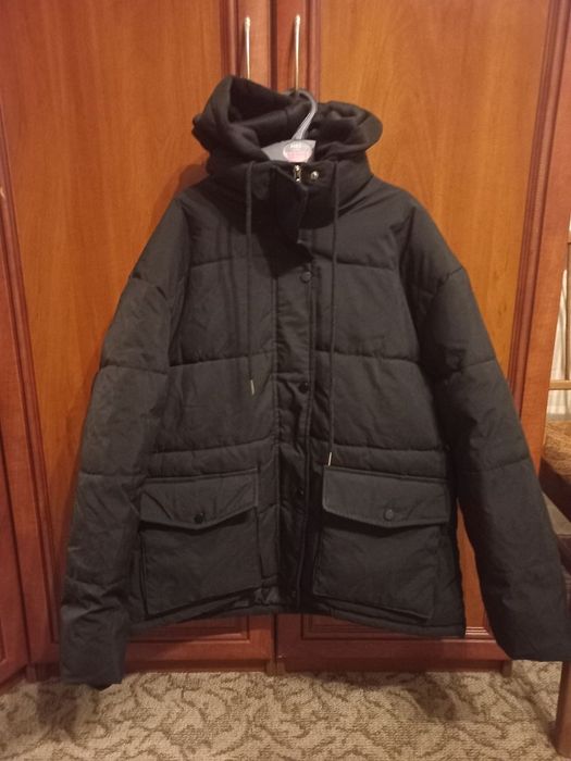 продам зимову куртку