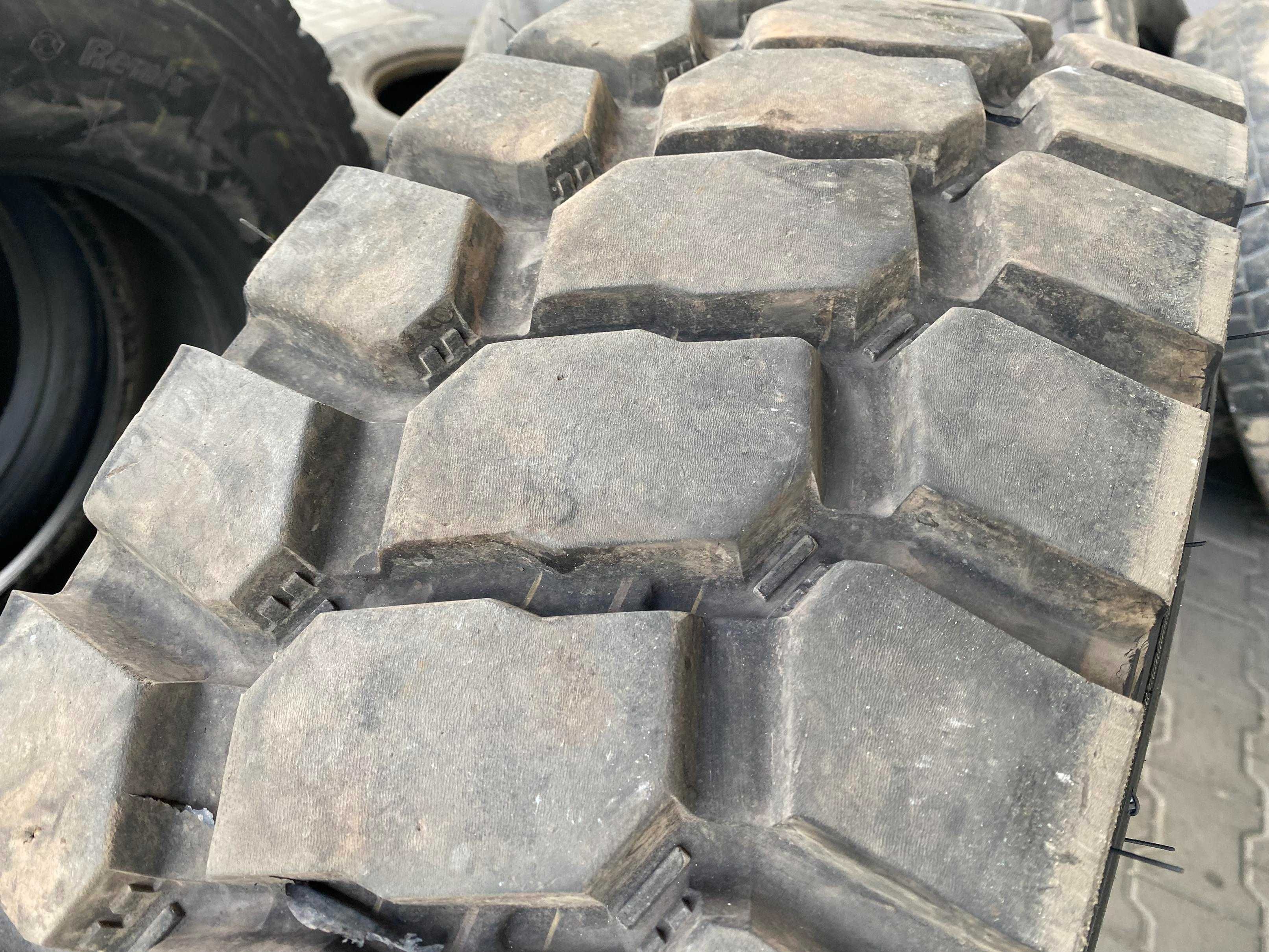 Opona 315/80R22.5 INTERSTATE XR-955 Napędowa 19mm