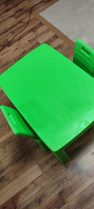 Стіл та стільці дитячі!Меблі дитячі!Комплект дитячий стіл і стільці!