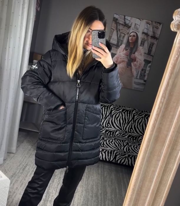 Зимовий пуховик від Calvin Clein не носився