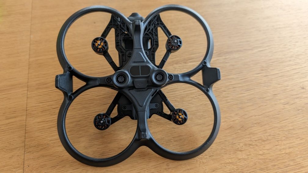 Dji avata na gwarancji 2 baterie motion controller i dodatki