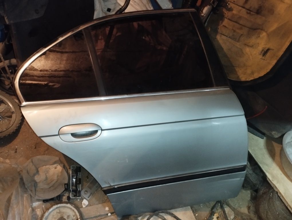 Двери Bmw e39 дорестайл