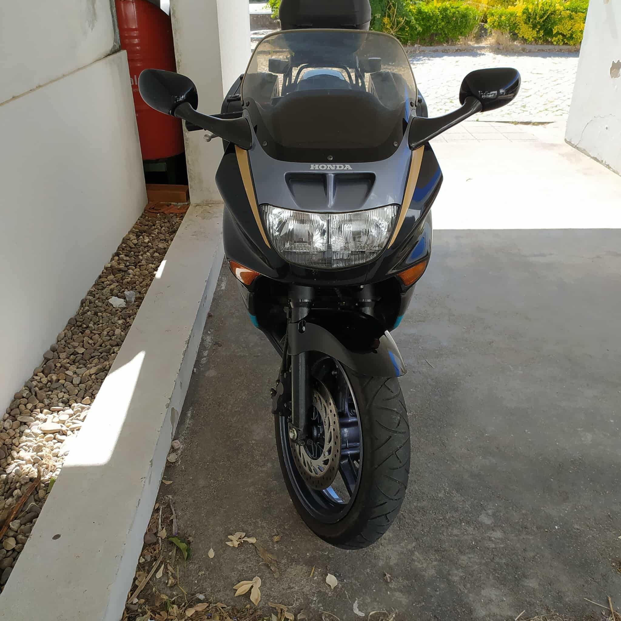 Honda CBR 1000F 1993