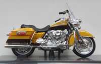 Модель мотоцикла Harley-Davidson 1999 FLHR Road King 1:18
