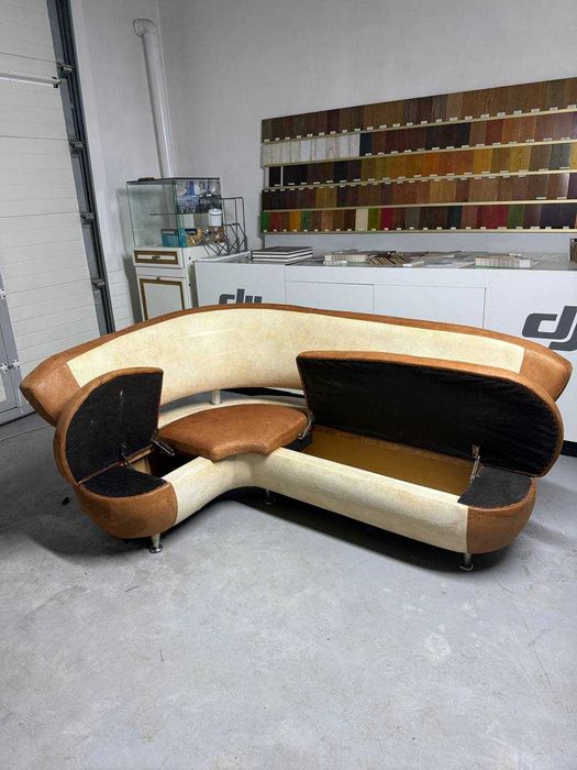 Спальный угловой диван